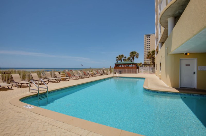 Ocean Ritz Patio and Pool