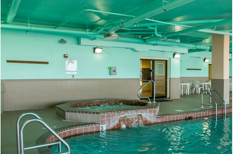 Indoor hot tub at Phoenix VII in Orange Beach Alabama