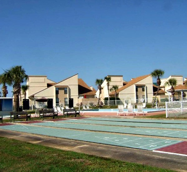 Exterior view of Horizon South in Panama City Beach Florida