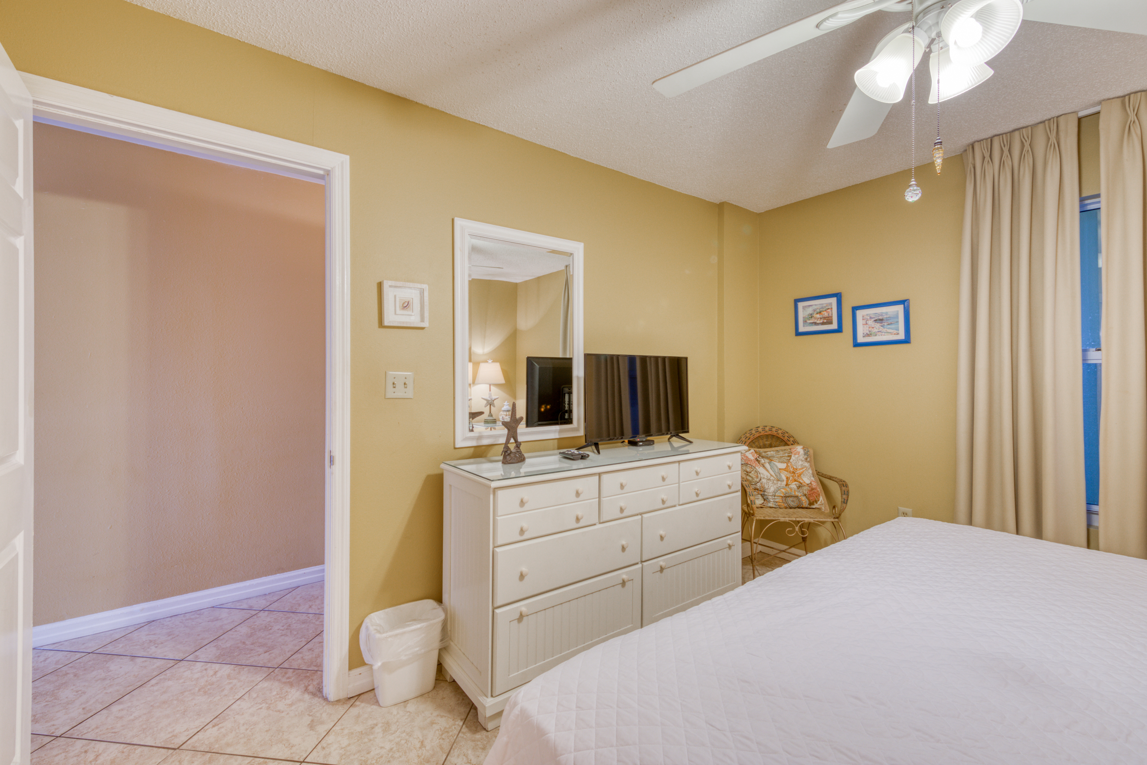 Pelican Beach Resort 1003 Condo rental in Pelican Beach Resort in Destin Florida - #17