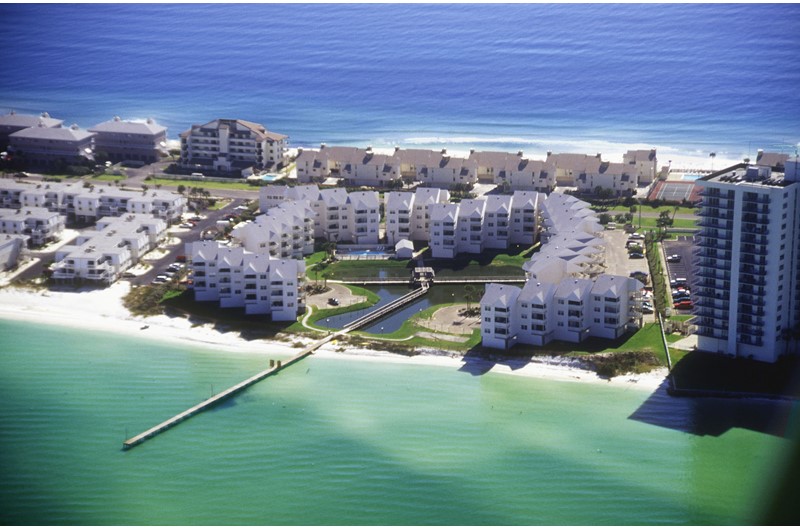 Baywatch is ideally located between the Sound and Bay in Pensacola Beach Florida