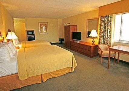 Quality Hotel On The Beach in Clearwater Beach FL 53