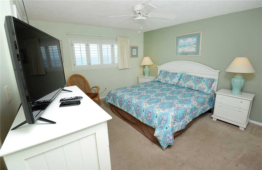 Regency 1314 2 Bedrooms Beachfront Wi-Fi Pool Sleeps 8 Condo rental in Regency Towers in Panama City Beach Florida - #11