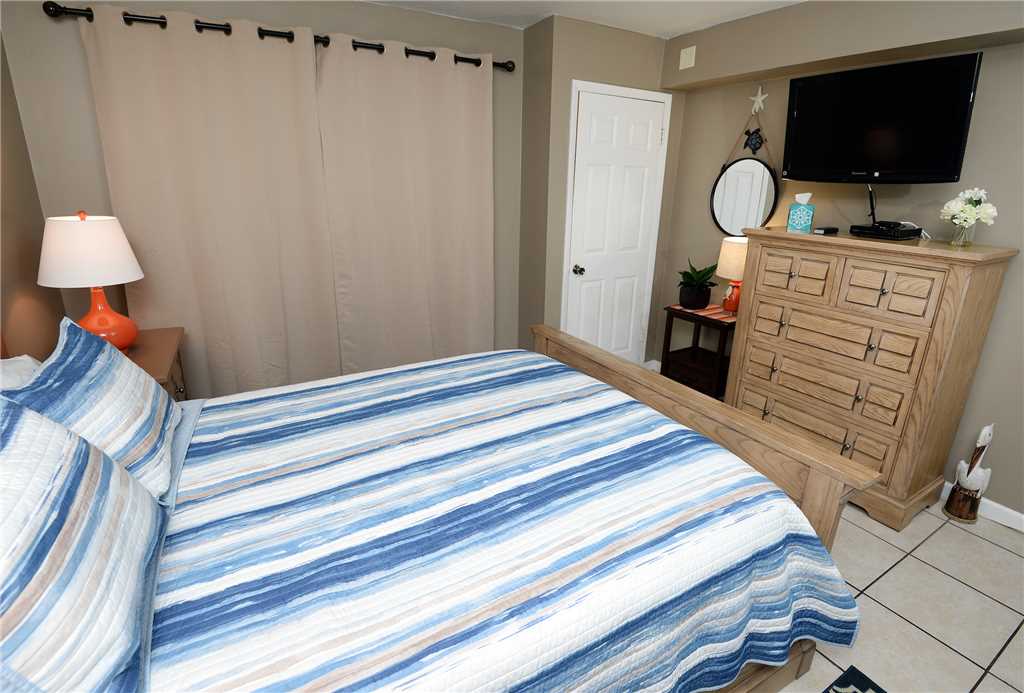 Regency 624 3 Bedrooms Beachfront Wi-Fi Pool Sleeps 8 Condo rental in Regency Towers in Panama City Beach Florida - #15