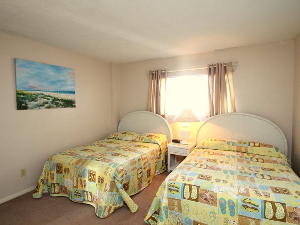 Regency 719 2 Bedrooms Beachfront Wi-Fi Pool Sleeps 8 Condo rental in Regency Towers in Panama City Beach Florida - #15