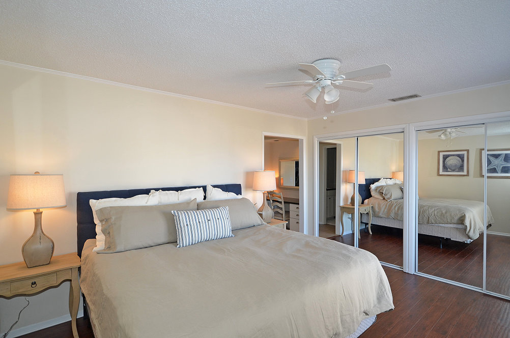 2070 Condo rental in Sandpiper Cove in Destin Florida - #14