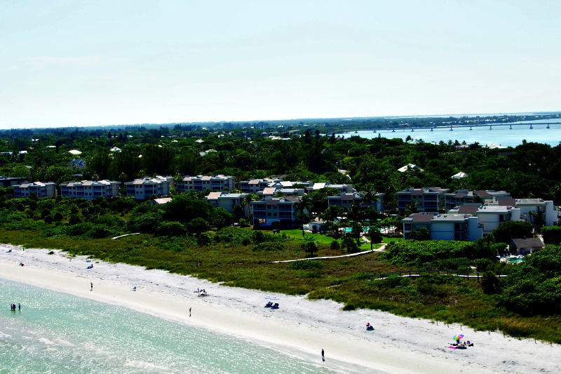 Sanibel Beach Club a gulf front property on Sanibel Island FL