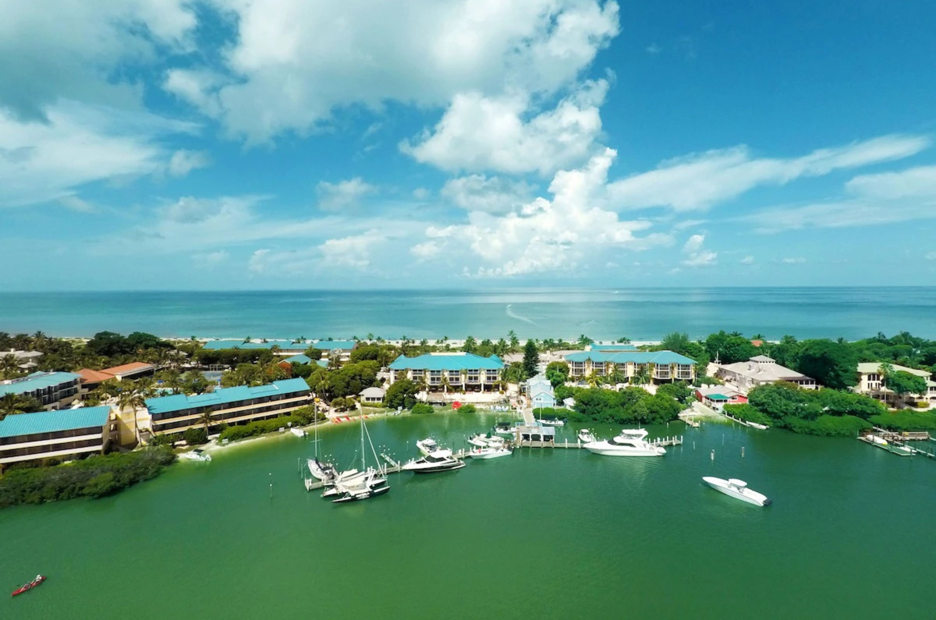 Tween Waters Inn Island Resort - https://www.beachguide.com/sanibel-captiva-vacation-rentals-tween-waters-inn-island-resort--1779-0-20242-2311.jpg?width=185&height=185