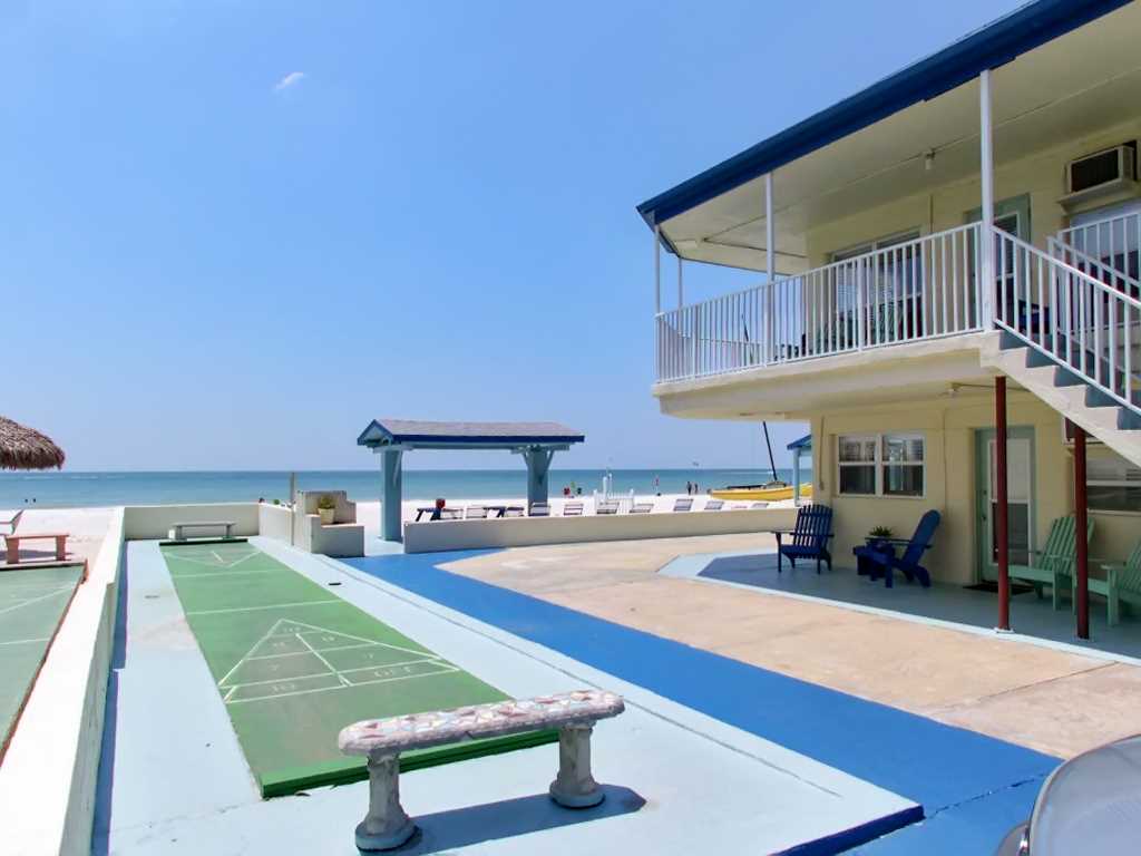 Sea Rocket 21 Studio Second Floor BBQ Area WiFi Sleeps 4 Condo rental in Sea Rocket in St. Pete Beach Florida - #15