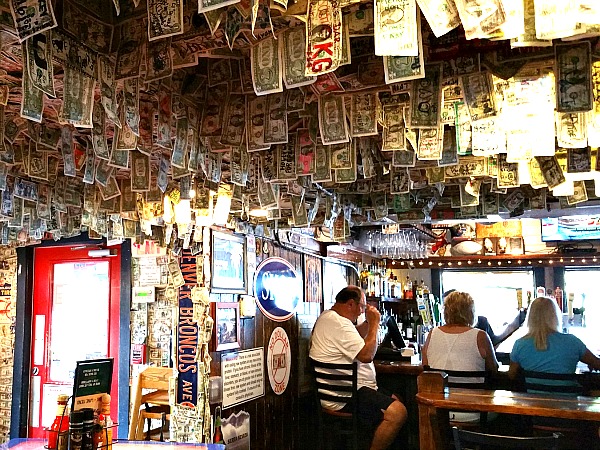 Siesta Key Oyster Bar in Siesta Key Florida