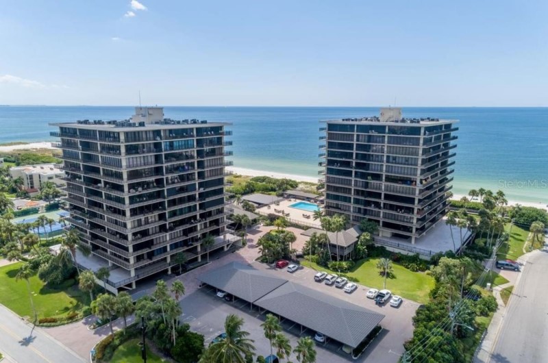 Mansions By the Sea Condos - https://www.beachguide.com/st-pete-beach-vacation-rentals-mansions-by-the-sea-condos--1782-0-20227-5131.jpg?width=185&height=185