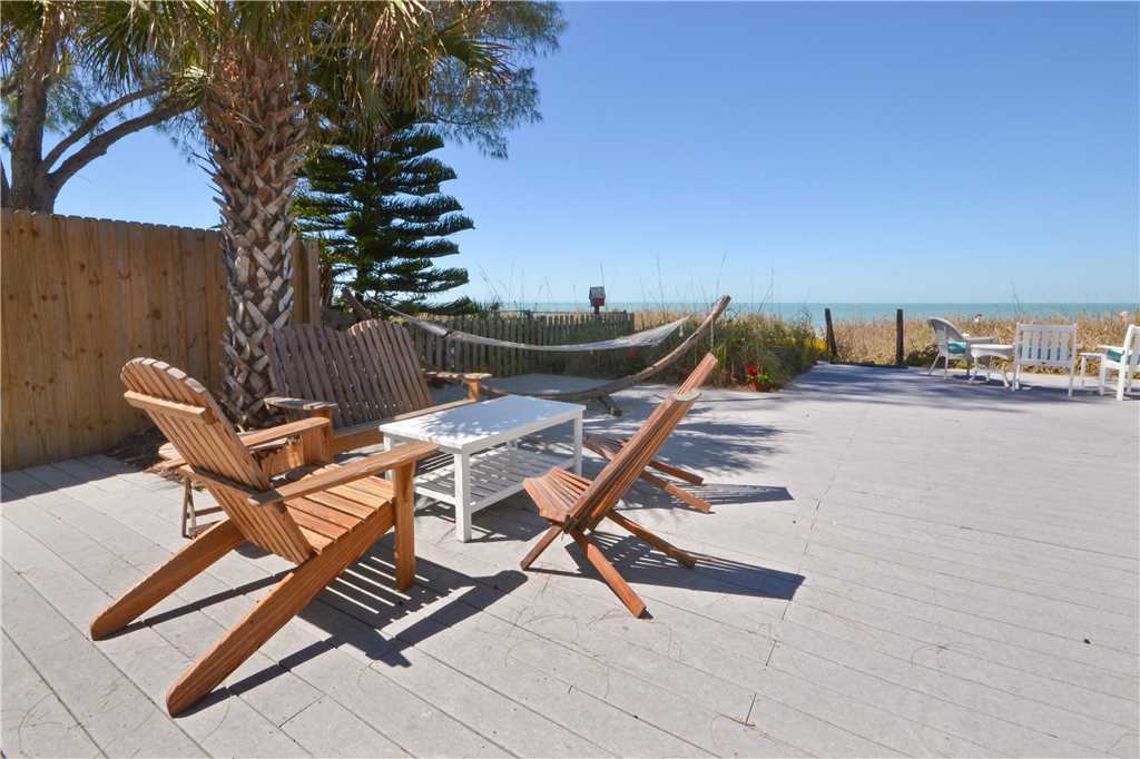 Beachfront Dream 4 Bedroom Gulf Front Gas Grill WiFi Sleeps 8 House / Cottage rental in St. Pete Beach House Rentals in St. Pete Beach Florida - #3