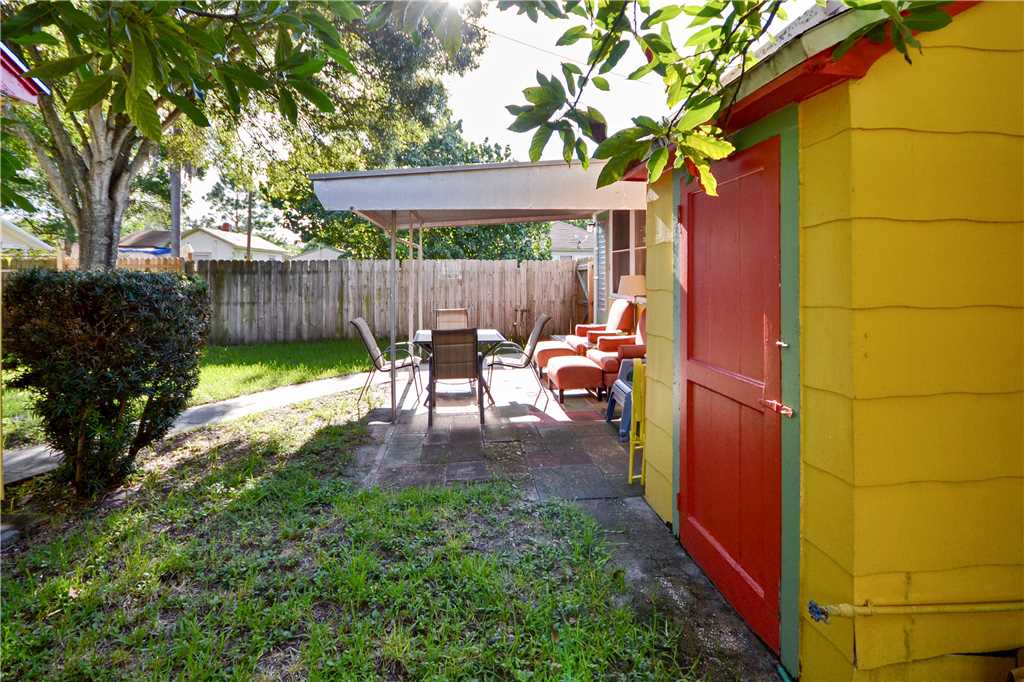 Starfish Cottage 2 Bedroom Walk to Beach Pet Friendly WiFi Sleeps 4 House / Cottage rental in St. Pete Beach House Rentals in St. Pete Beach Florida - #26