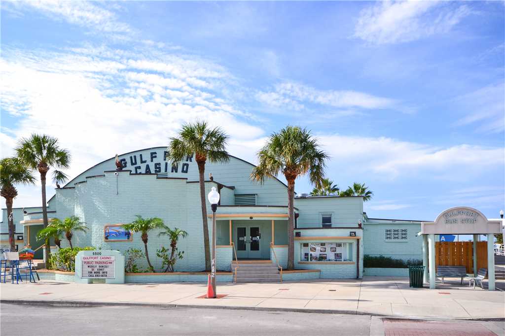 Starfish Cottage 2 Bedroom Walk to Beach Pet Friendly WiFi Sleeps 4 House / Cottage rental in St. Pete Beach House Rentals in St. Pete Beach Florida - #44