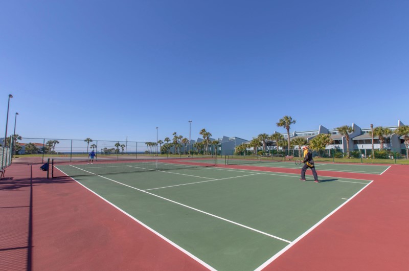 Sunnyside Beach and Tennis Resort Courts