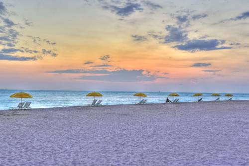 Sunset Vistas 2-bedroom Beachfront Suites in Treasure Island FL 11
